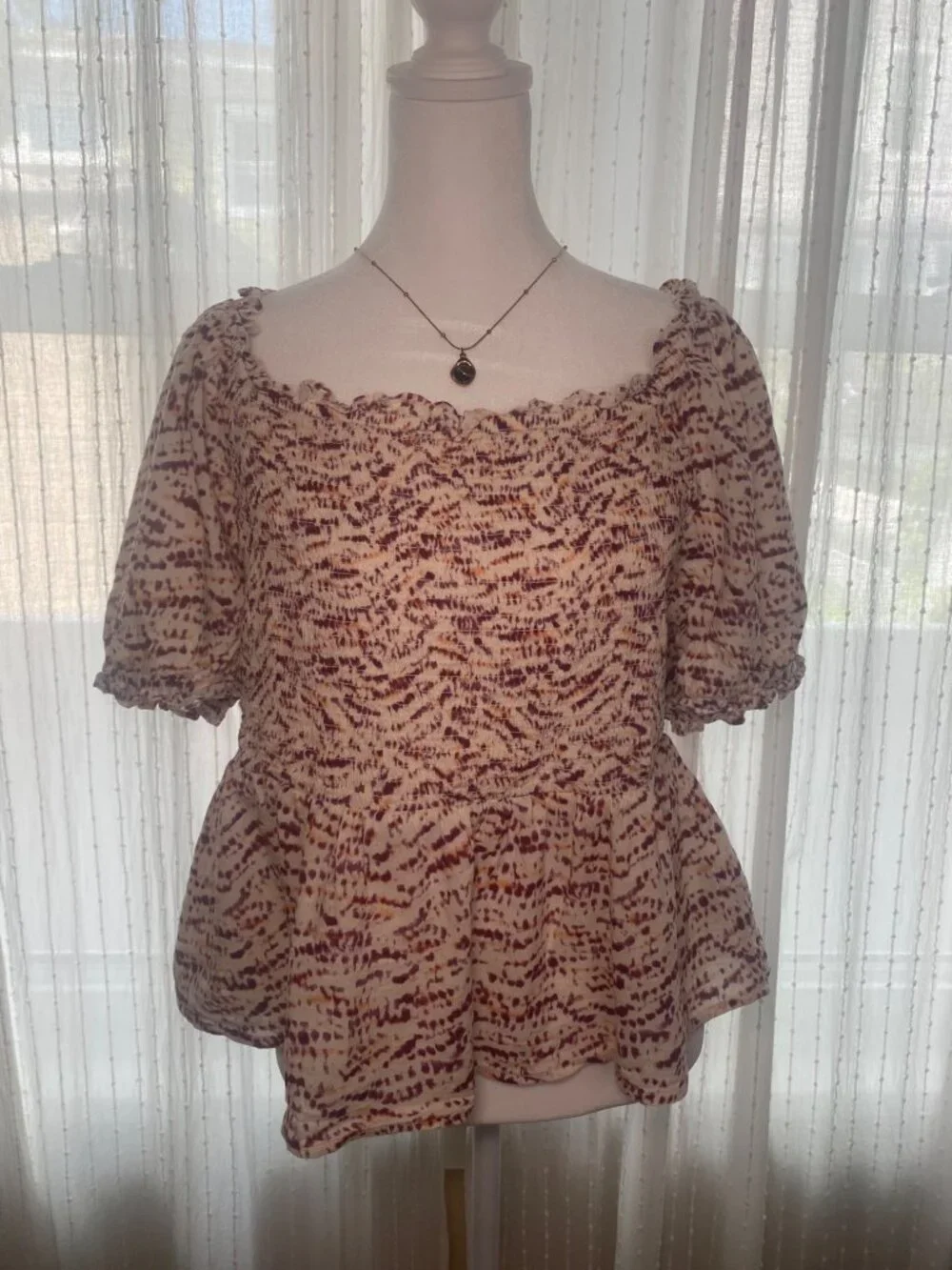 Old Navy Smocked Peplum Blouse Puff Sleeve Beige Brown L